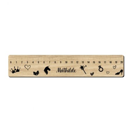 Personalized 20 cm graduated ruler for schoolchildren · First name | Princess