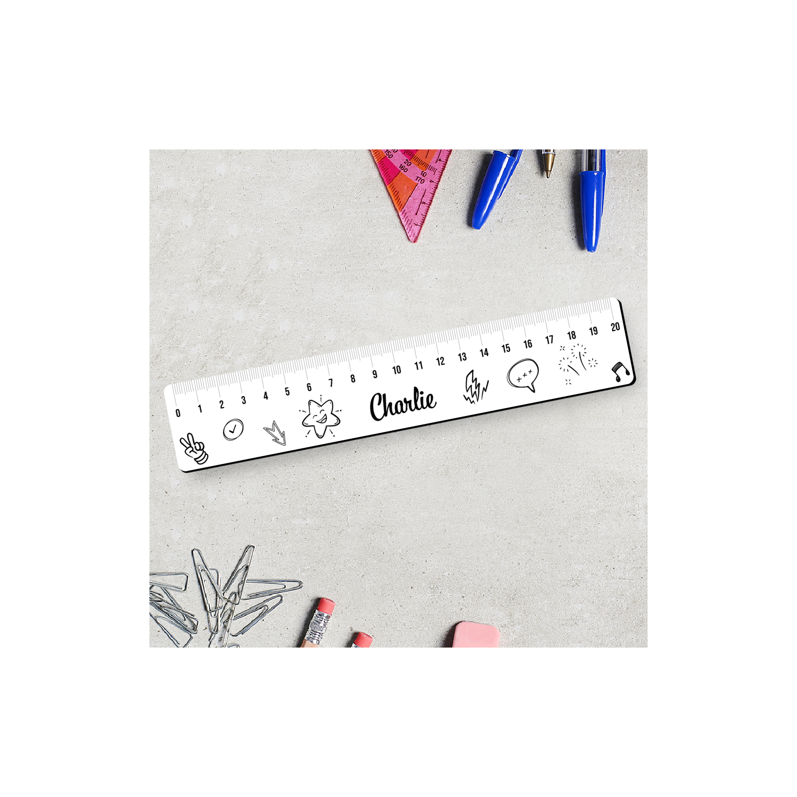 Personalized 20 cm graduated ruler for schoolchildren · First name | Cartoon