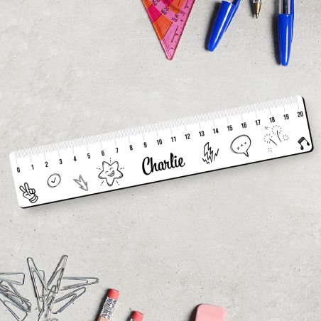 Personalized 20 cm graduated ruler for schoolchildren · First name | Cartoon