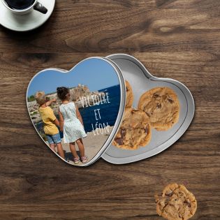 Personalized heart-shaped coffee or tea box