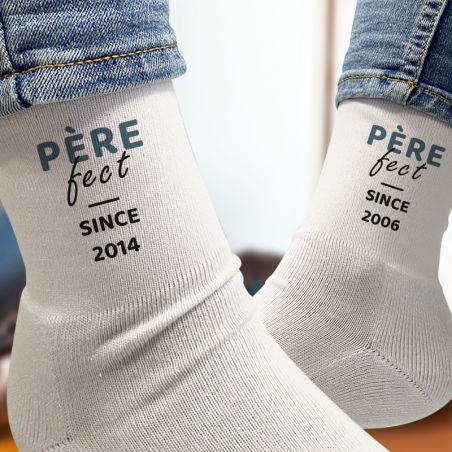 Paire de Chaussettes personnalisées Texte · Père-fect · Cadeau anniversaire papa ou fête des pères