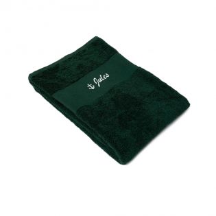 Personalized bath towel with embroidery · Personalized bath towel with first name or text · 50 x 100 cm