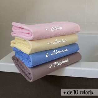 Serviette de bain personnalisée par broderie · Drap de bain personnalisé prénom ou texte · 50 x 100 cm