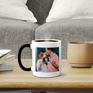 Customizable heat-reactive magic mug with text and photo · Color-changing mug