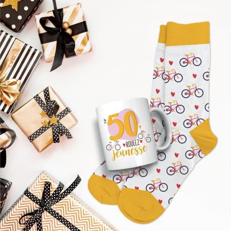 Coffret Mug Chaussettes Anniversaire 50 ans Femme