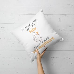 Coussin personnalisé carré 40 x 40 cm humoristique "Je travaille dur pour mon chat"